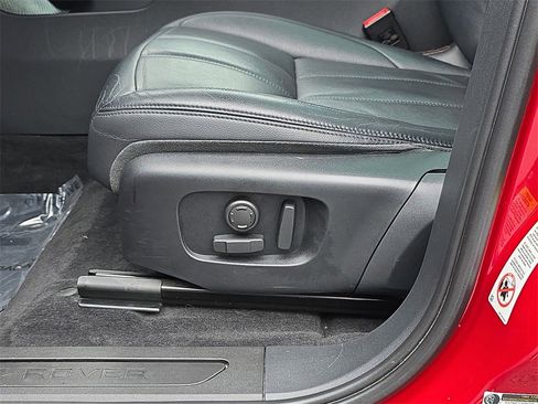 Used 2020 Land Rover Range Rover Evoque SE image 34