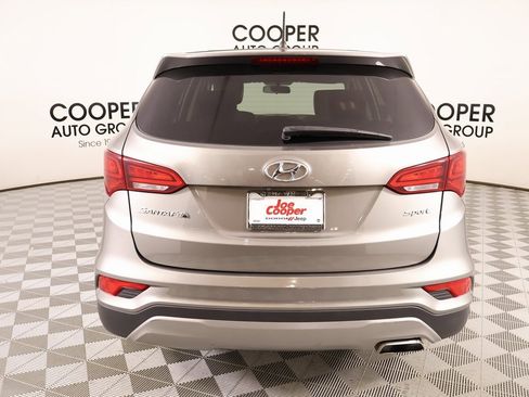 Used 2018 Hyundai Santa Fe Sport image 20