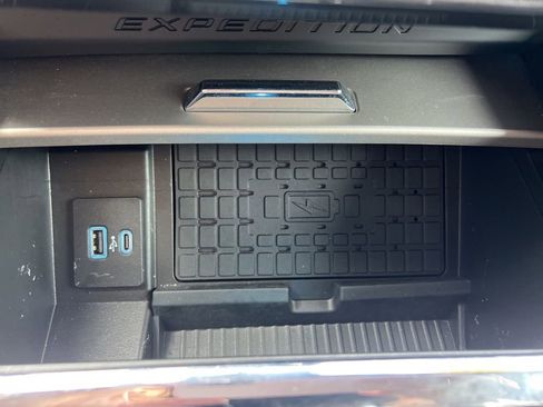 Used 2024 Ford Expedition Timberline image 30