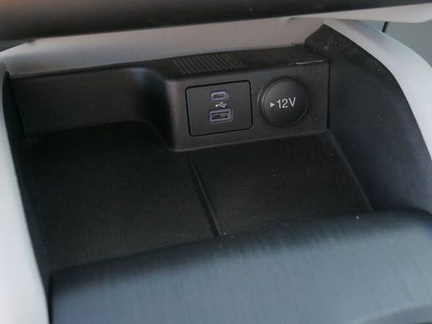 Used 2023 Ford Escape Active image 38