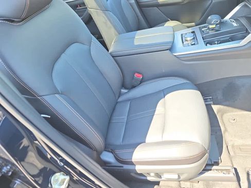 New 2026 MAZDA CX-90 Plug-In Hybrid w/Premium Sport AWD/4WD image 24