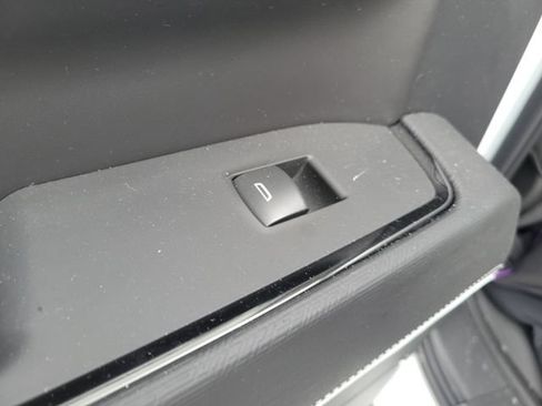 Used 2025 GMC Sierra 1500 AT4X AWD/4WD image 15