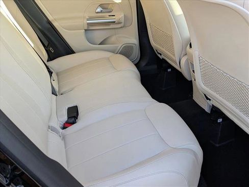 Certified 2023 Mercedes-Benz GLA 250 image 19