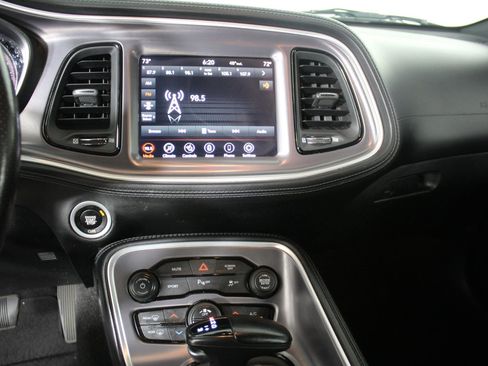 Used 2021 Dodge Challenger SXT w/ Plus Package image 21