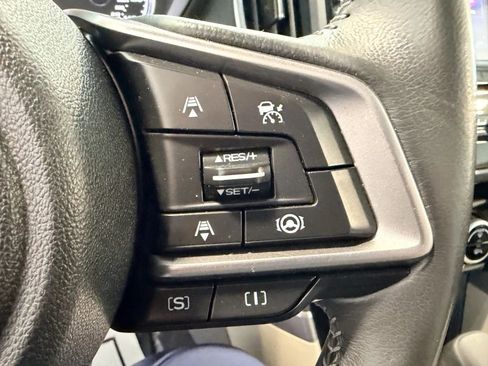 Used 2023 Subaru Forester Premium AWD/4WD image 38