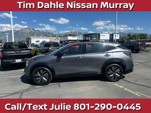 Used 2024 Nissan Ariya AWD image 7