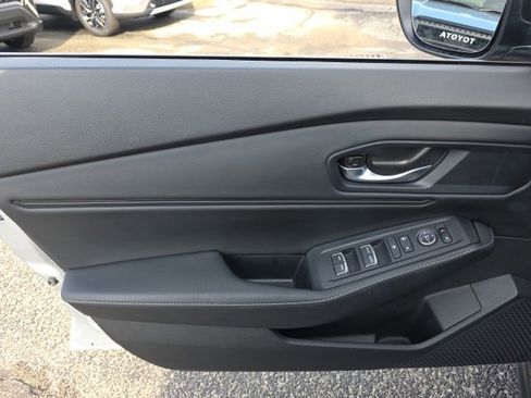 Used 2024 Honda Accord Sport image 10