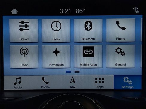 Used 2018 Ford Focus SE FWD image 25