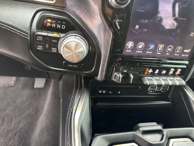 Used 2019 RAM 1500 Limited AWD/4WD image 17