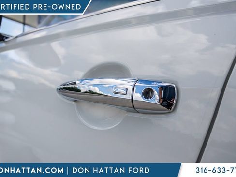 Used 2025 Nissan Altima 2.5 SV FWD image 33
