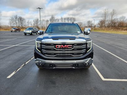 New 2026 GMC Sierra 1500 SLT w/ SLT Premium Plus Package