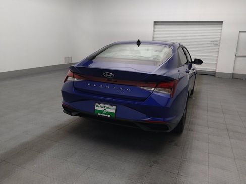 Used 2021 Hyundai Elantra SEL FWD image 7