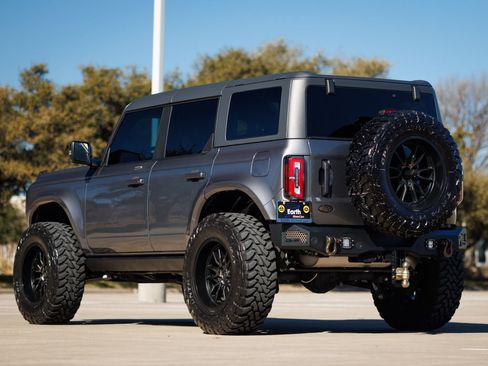 Used 2022 Ford Bronco Wildtrak image 7