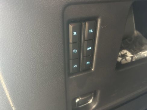 Used 2022 Ford Expedition Max Platinum image 39