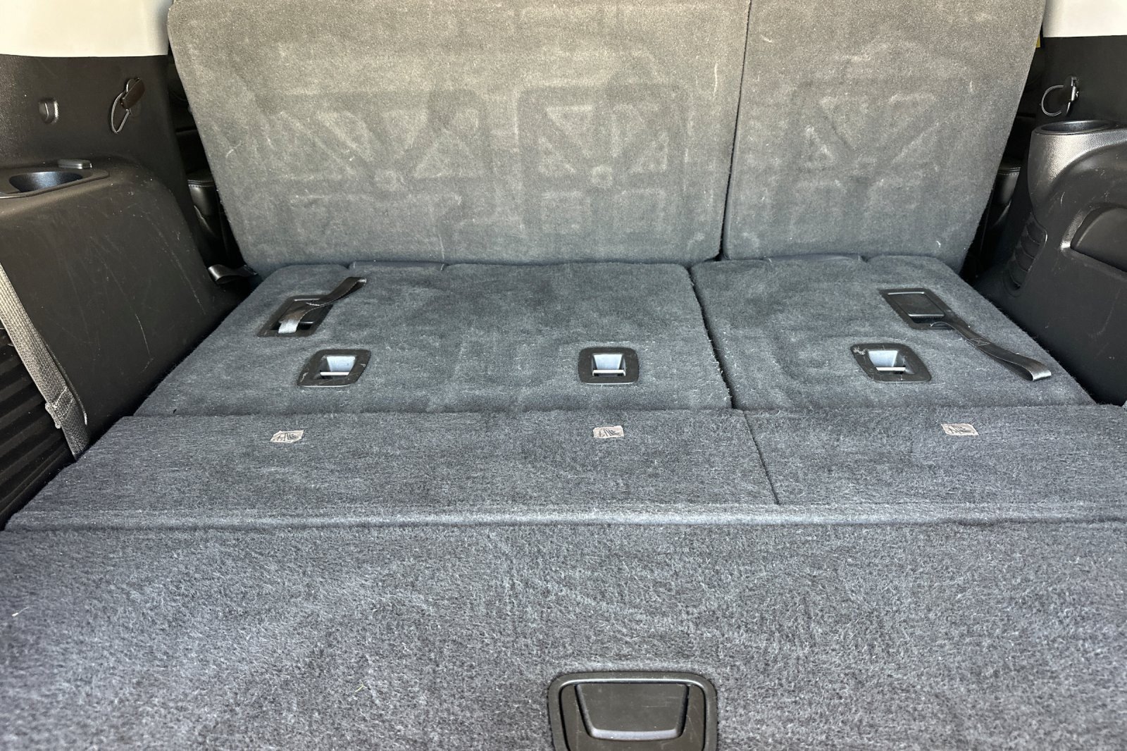 Used 2018 Chevrolet Tahoe LS w/ Enhanced Driver Alert Package RWD image 15