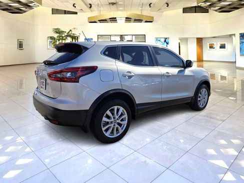 Certified 2021 Nissan Rogue Sport S image 7