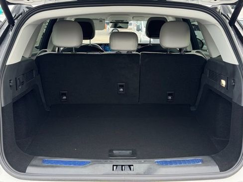 New 2026 Lincoln Nautilus Premier w/ Equipment Group 102A image 9