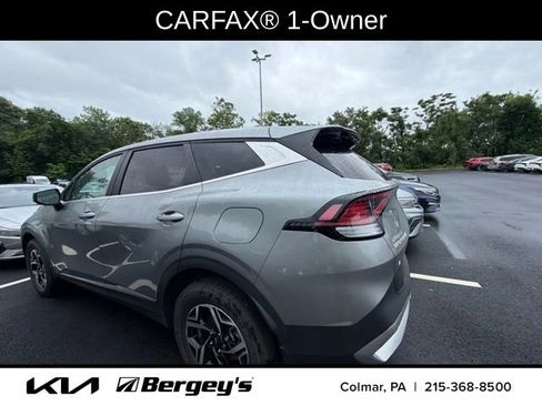 Used 2023 Kia Sportage LX AWD/4WD image 3