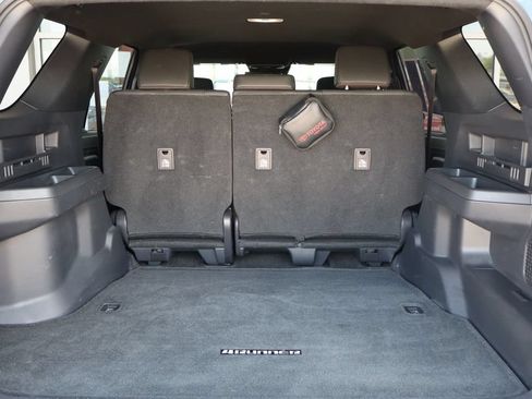 Used 2025 Toyota 4Runner TRD Off-Road Premium w/ Tow Technology Package AWD/4WD image 9