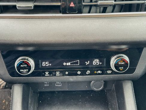 Used 2022 Mitsubishi Outlander ES AWD/4WD image 15