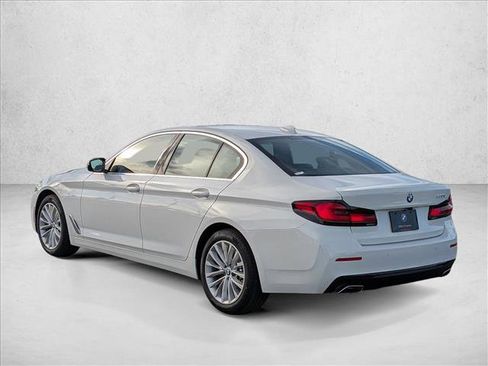 Certified 2023 BMW 530i w/ Convenience Package image 8