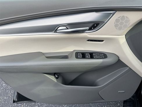 Used 2019 Cadillac XT5 Luxury image 15