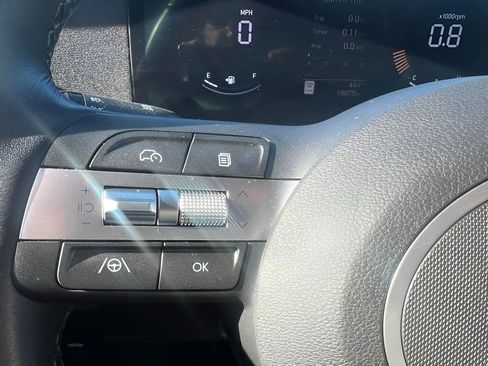 Used 2024 Hyundai Kona SEL image 21