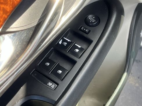 Used 2015 Cadillac ATS Luxury w/ Sun And Sound Package RWD image 25