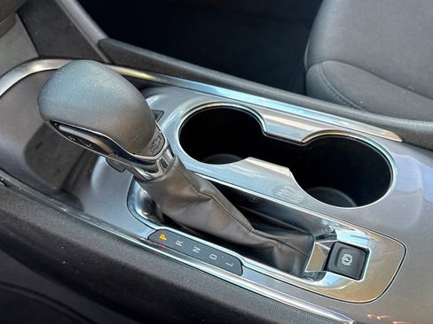 Used 2023 Chevrolet Malibu LT image 20