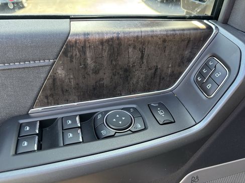 New 2026 Ford F350 Lariat w/ Black Appearance Package image 17