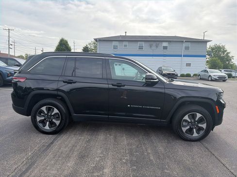 Used 2024 Jeep Grand Cherokee Limited 4xe AWD/4WD image 2