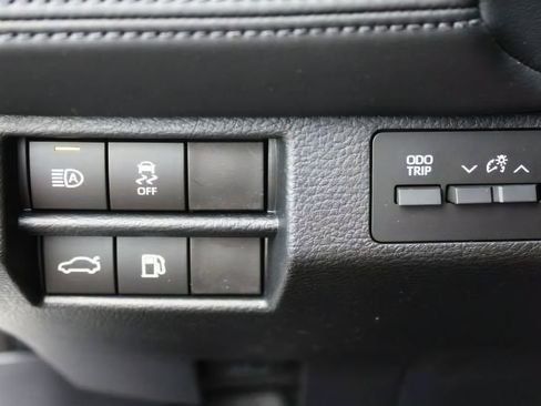 Used 2019 Toyota Avalon XSE w/ Protection Package FWD image 31