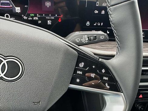 New 2025 Audi Q5 Premium image 34