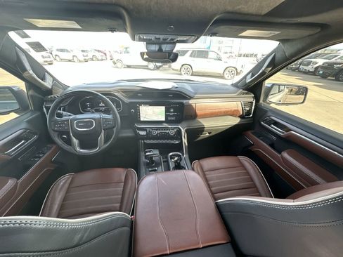 Used 2023 GMC Sierra 1500 Denali Ultimate image 21