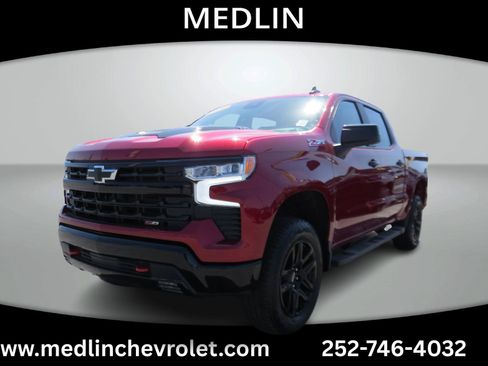 Used 2026 Chevrolet Silverado 1500 LT Trail Boss w/ Convenience Package II AWD/4WD image 4