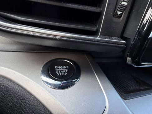 Certified 2022 Ford Explorer XLT w/ Equipment Group 202A image 24