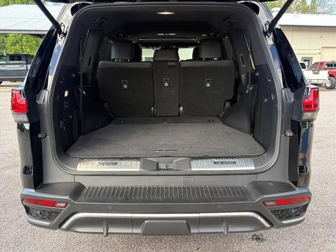 Used 2024 Lexus LX 600 F Sport AWD/4WD image 25