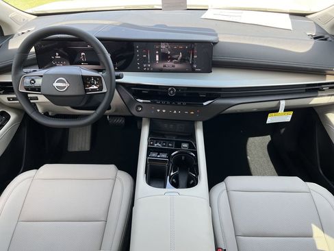 New 2026 Nissan Murano SL image 9