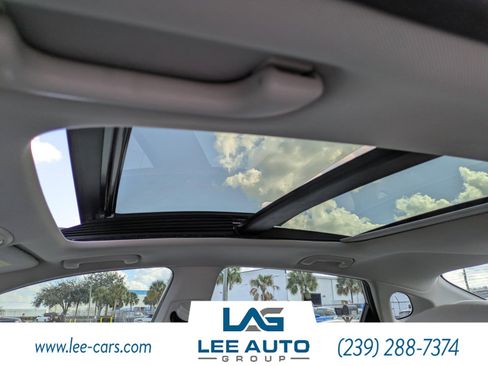 Used 2017 Kia Optima EX w/ Premium Package image 16