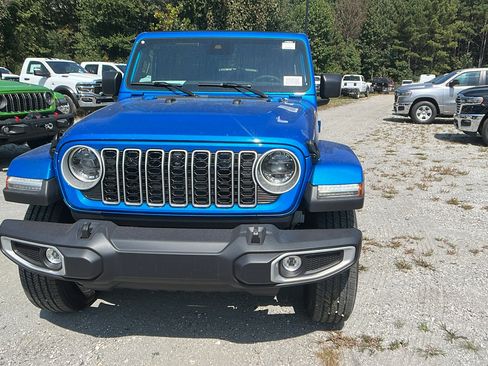 New 2025 Jeep Wrangler Sahara image 3