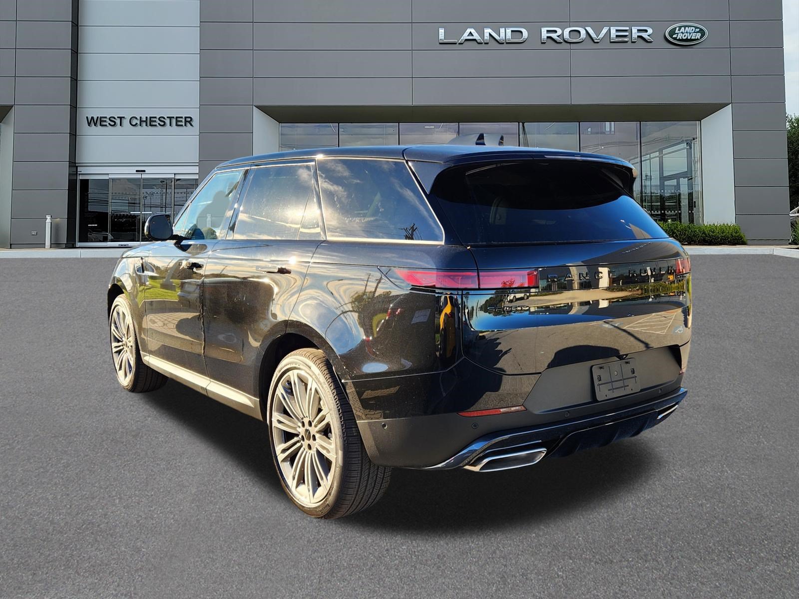 New 2027 Land Rover Range Rover Sport SE AWD/4WD image 3