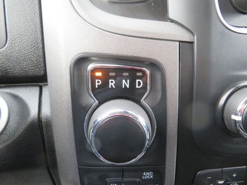 Used 2022 RAM 1500 Tradesman w/ Chrome Appearance Group image 28