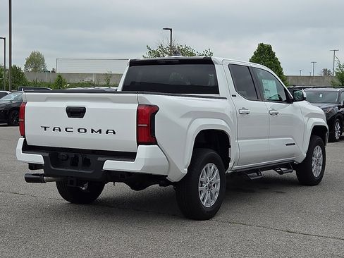 New 2026 Toyota Tacoma SR5 RWD image 4