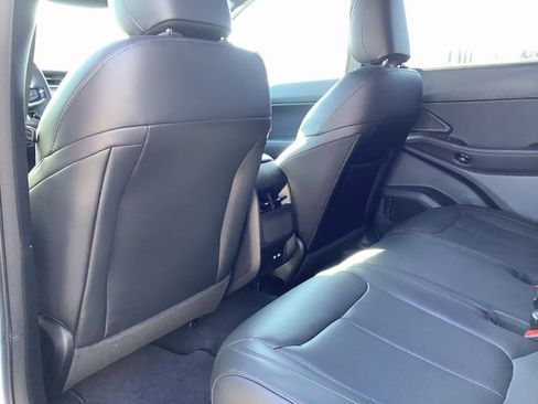 New 2026 Jeep Cherokee Limited image 24