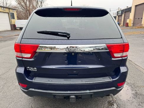 Used 2012 Jeep Grand Cherokee Laredo w/ Laredo E Group image 6
