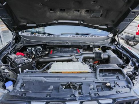Used 2025 Ford F150 Raptor AWD/4WD image 29