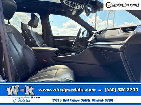 Certified 2023 Jeep Grand Cherokee L Overland w/ Luxury Tech Group IV AWD/4WD image 36