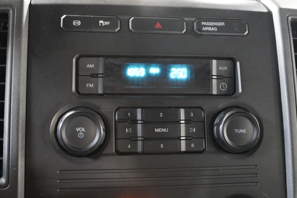 Used 2019 Ford F550 4x4 Regular Cab Super Duty image 14