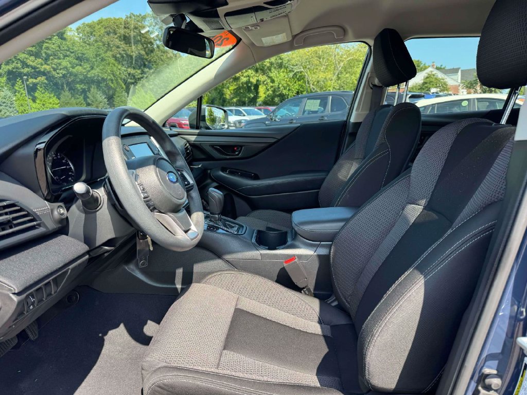 Used 2024 Subaru Outback AWD/4WD image 17