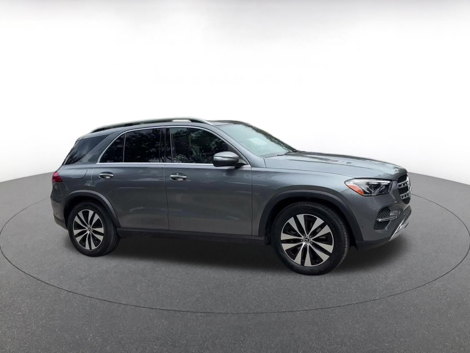 Used 2026 Mercedes-Benz GLE 350 4MATIC image 2